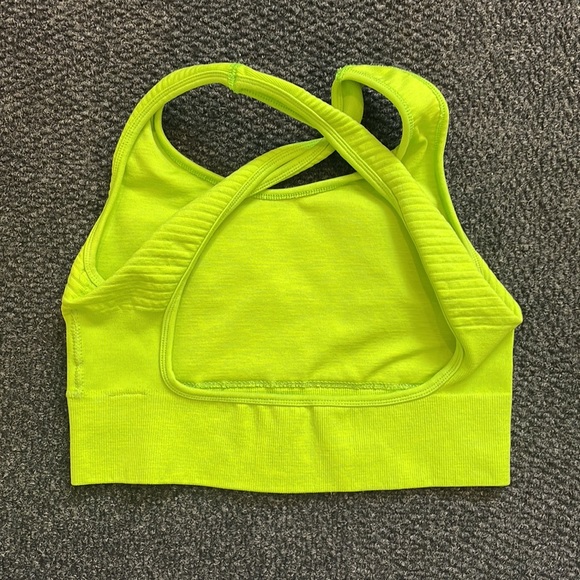 Alphalete Revival Bra - Picture 2 of 3